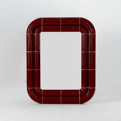 Portalito mirror in Deep Burgundy, square tubular frame with glossy ceramic-like finish, front view